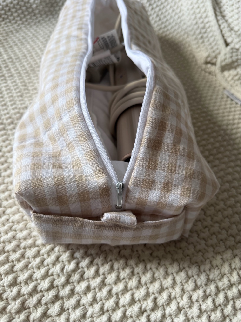 Gingham Hot Tools Bag🤍 - Picture 3 of 6